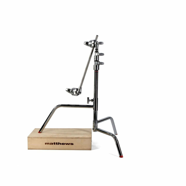 film-photography-20in-chrome-c-stand-sliding-leg-grip-head
